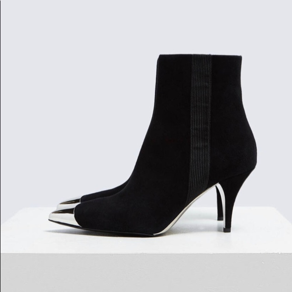 CALVIN KLEIN 205W39NYC Rocio Booties